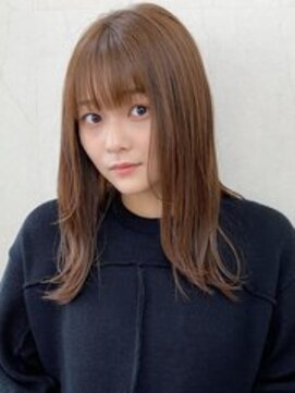 シヨン(ciyon.) 【大分市】艶ブラウン×ナチュラルミディストレート