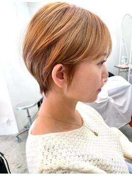 ロミー 本厚木(ROMMY.) くびれショート◎丸みマッシュボブ髪質改善ブリーチ前髪カット◎