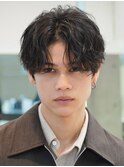 メンズセンターパート七三分けパートニュアンスパーマ刈り上げ