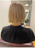 ミルクティーベージュ毛先カラー