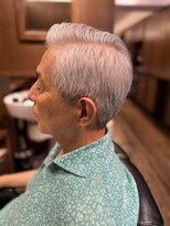 ザバーバー 青山(THE BARBER)&nbsp;白髪ミディアムパート