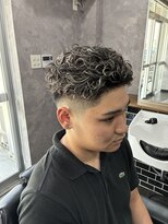 はいな～ぐ 石嶺本通り店&nbsp;オールバックパーマ×ハイライトカラー