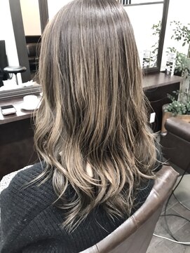 ヘアーサロン アウラ(hair salon aura) 【aura】カラースタイルNo.39