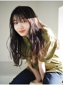 質感重視☆デザインパーマで飽きないロングヘア