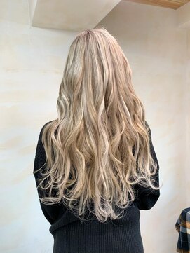 アンククロス 表参道(ANKH CROSS) ミルクティーベージュ