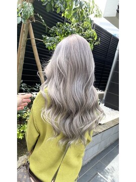 ユートピア(U topia) バレイヤージュ/ハイライト/シルバーカラー/アースカラー