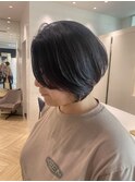 韓国大人ショート　レイヤー　顔まわりカット