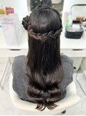 サイドお団子のハーフアップ