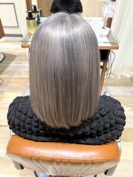 ネオリーブエム(Neolive em;) ダブルカラー×シアーカラー