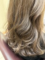 松本平太郎美容室 銀座本店&nbsp;イノアカラー×カーキベージュ