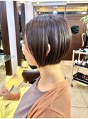 アシンメトリー#メンズライク#ショートボブ#前下がり#白髪◎