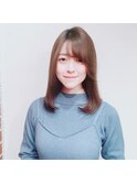 ワンカールでまとまるミディアムヘア