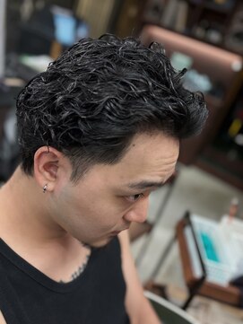 スリーセント 栄(3/cent) スパイラルパーマ