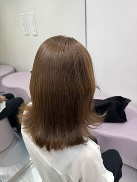 ジーナリア(Xena ria) 《rena》ヘーゼルベージュ