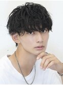 ツイストスパイラルパーマ黒髪マッシュウルフ