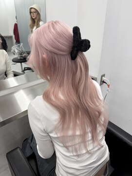 ニューワン バイ ネイバー 立川(Newone by neighbor) ホワイトピンク