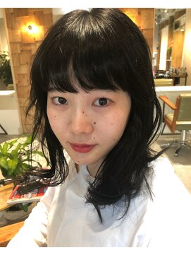 トレス(TRESS) シースルーバングボブレイヤースタイル