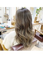 クリーム 大宮(CREAM)&nbsp;ハイトーン　シルバーアッシュ