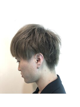 ヘアークリエイ トポライトウィロー 烏丸(Hair Create Polite willow) 刈り上げツーブロック無造作マッシュ×ミルクティーグレイ