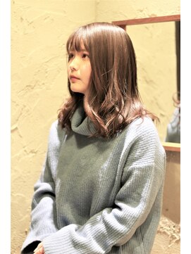 エムズ ヘアーコロラドロック(M's HAIR Colorado Rock) ゆるふわ大人アッシュオリーブカラー