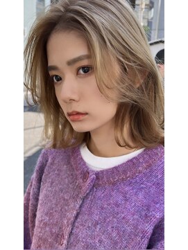 ドットハリス(.Hallis) 大人かわいい/小顔/ミディアムレイヤー/20代30代40代