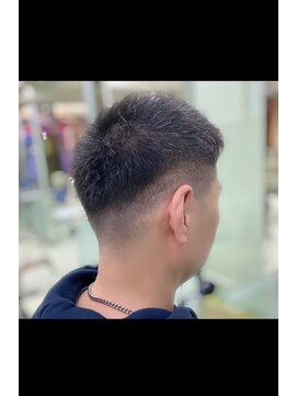 アース 高田馬場店(HAIR&MAKE EARTH) フェードソフトモヒカン