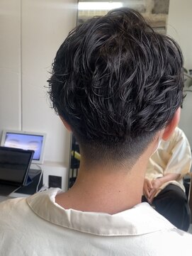 ナンバースリー 溝の口店(Number Three) メンズパーマ