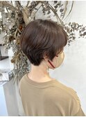 白髪染めを使わない透明感☆シアーベージュハンサムショート