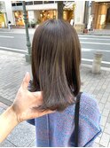 ミディアムストレート　アッシュカラー【坂根】
