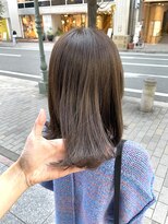 アンビエンテ(ambiente)&nbsp;ミディアムストレート　アッシュカラー【坂根】