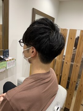 エイトクラージュ(eight courage) 刈り上げマッシュスタイル