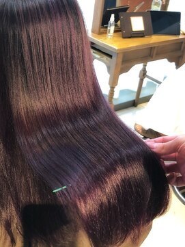 ロアナミドリノ(LOANA MIDORINO) バレイヤージュ も艶髪に！！2枚目は巻きスタイル【岡野】