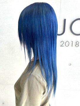 セル(CELL) 明るめブルー ブルベカラー ハイトーンロング ブリーチカラー