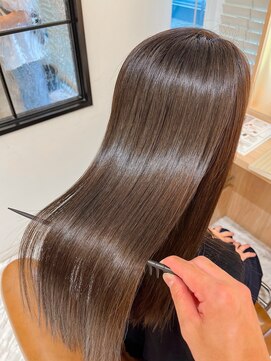 アテナ(ATENA) 湿気に負けない美髪ストレート