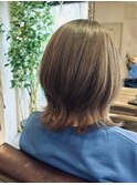 白髪抑制/育毛効果促進で白髪予防するエイジングケアカラー