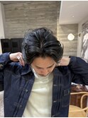 センター分けショートニュアンスパーママッシュブルーブラック