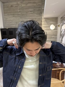 ヲタク(wotaku.) センター分けショートニュアンスパーママッシュブルーブラック