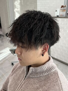 ヘアーアンドメイク ニューヨークニューヨーク 姫路店(Hair&Make NYNY) 縦落ちツイストパーマ　メンズカット
