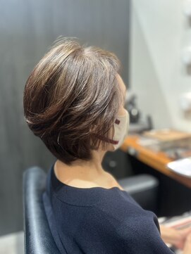 アミックス Hair&Make Amix KOKUSAIHOTEL レイヤーボブ