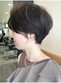 小顔カットショートボブ大人可愛いアッシュオリーブ