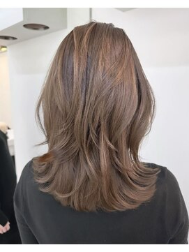 ムード(MOOD,) 暗めカラー/グランマッシュ[レイヤーカット/髪質改善/銀座]