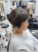 白髪ぼかし/脱白髪染め/白髪/大人女性/髪型/細めハイライト
