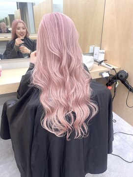 オーク 横浜(OAK) ホワイトピンクカラー