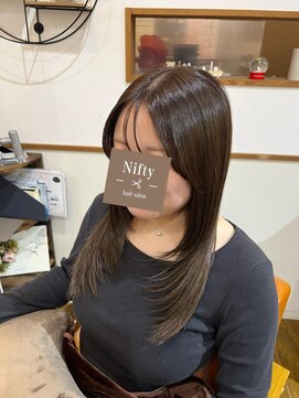 ニフティー(Nifty) レイヤーカット/オリーブベージュ/韓国風