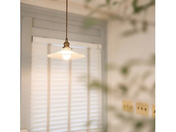 やまとびようしつの写真/一人のスタイリストが仕上げまで担当します。落ち着いた空間で理想のスタイルを
