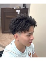 オアゾバーバー(OAZO BARBER)&nbsp;アップバングショート/テーパーフェード/ショートセンターパート