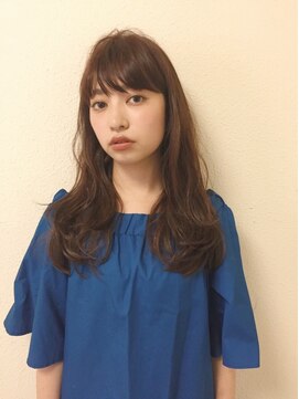 マグノリア オモテサンドウ(MAGNOLiA Omotesando) ニュアンスロングウェーブ・・・担当KAYO