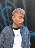 フェードカット × パールホワイト   ワイルドアップバング