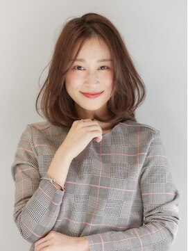 フォンズ(FONS) ふんわりワンカールAラインミディアム　20代/30代/ツヤカラー