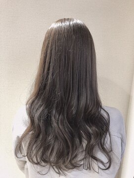 美容室 椿家(ツバキヤ) ふんわりロング。